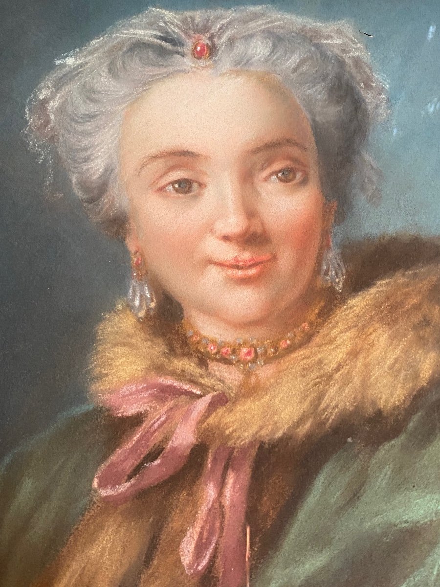 Charming Pastel Portrait Of Woman In Fur, 19th Century -photo-7