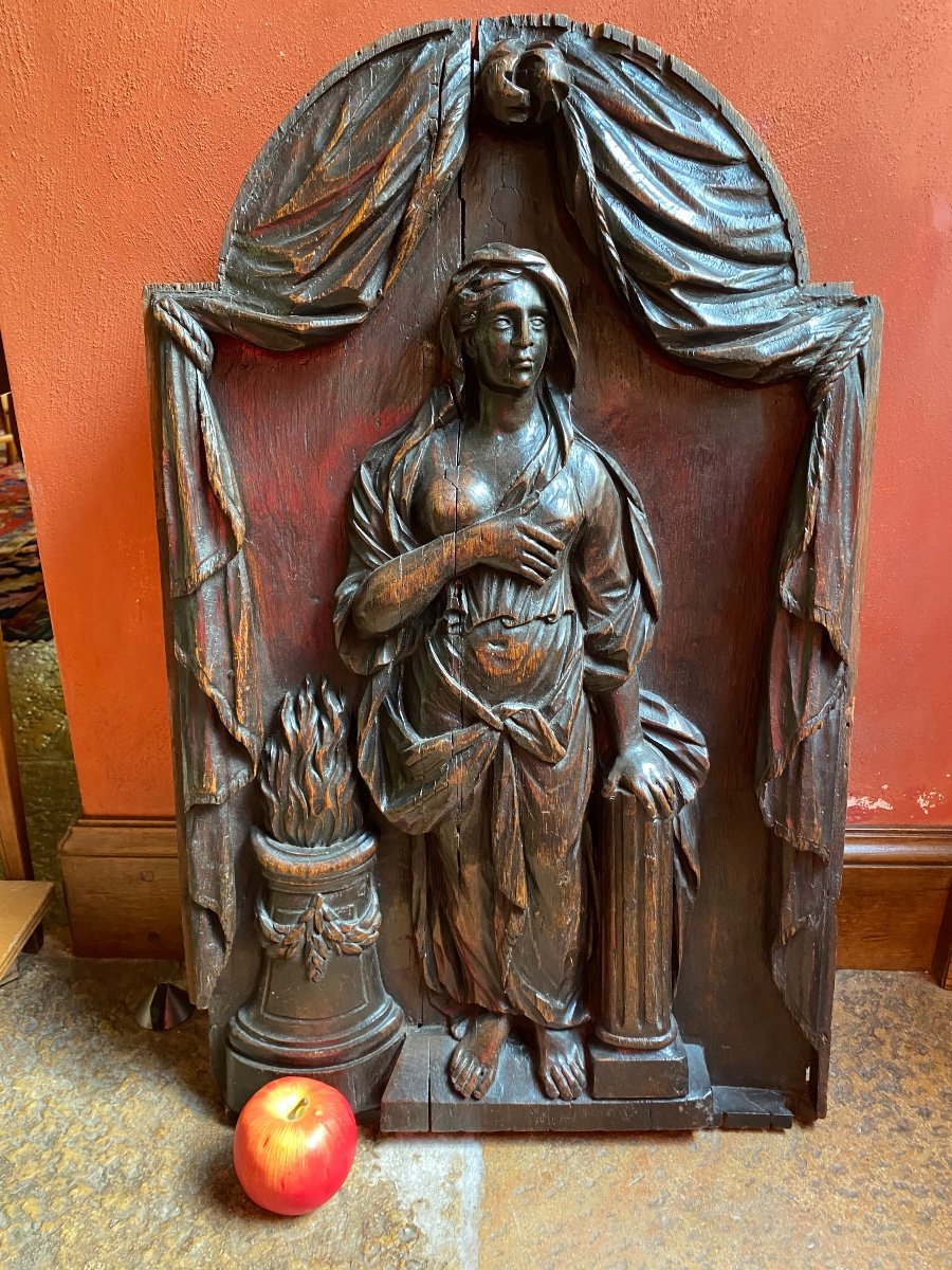 Large Vestal Virgin In High Relief In Oak Late 17th Century -photo-2