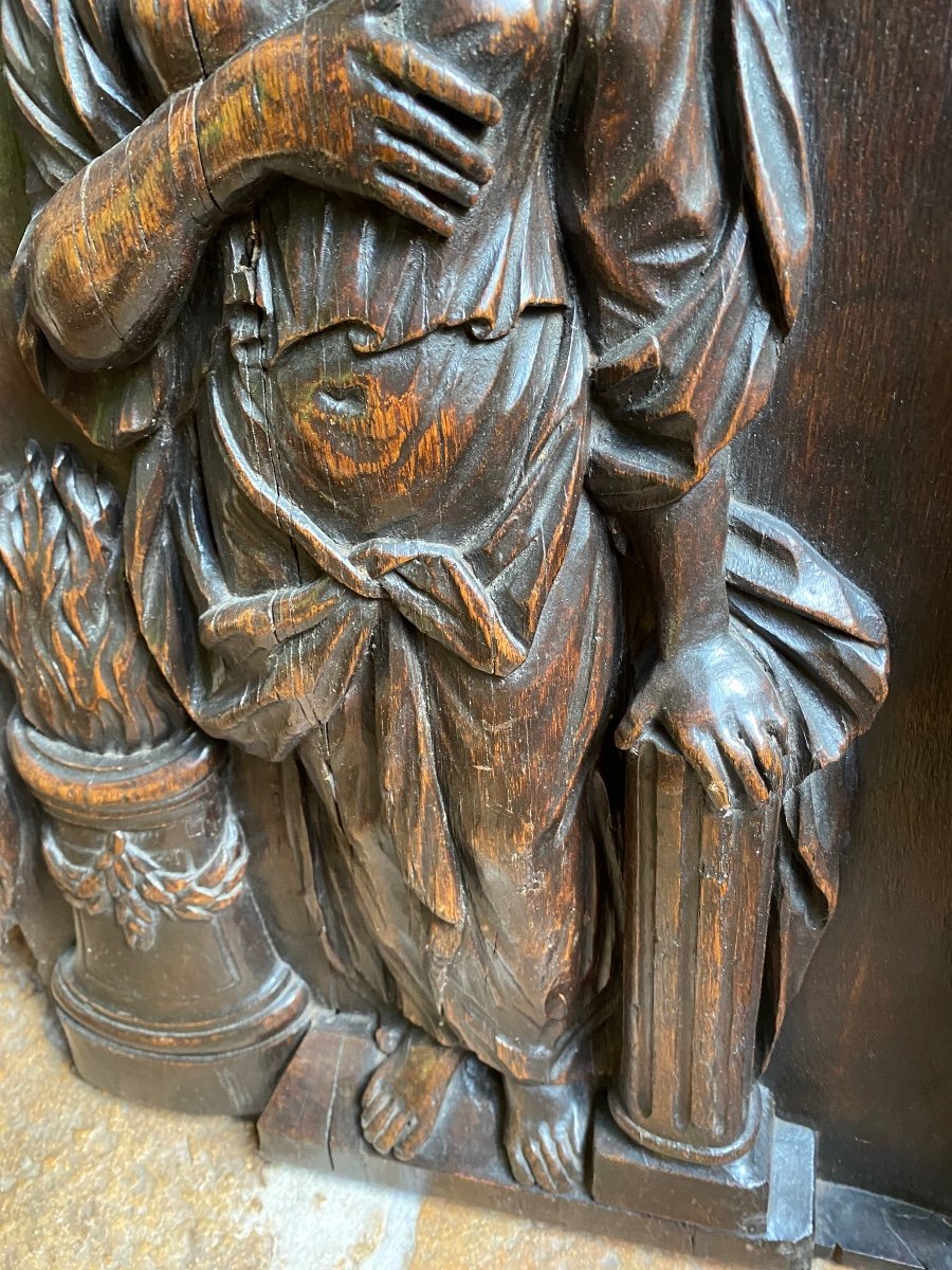 Large Vestal Virgin In High Relief In Oak Late 17th Century -photo-8