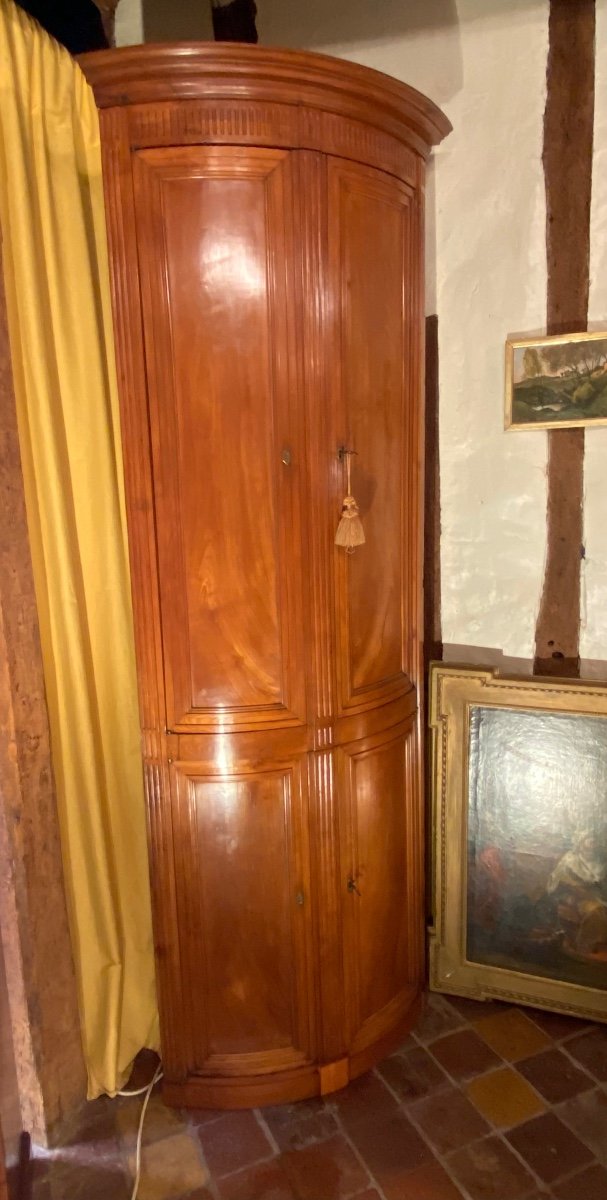 Large Corner Cabinet In Louis XVI Cherry Wood From The End Of The 18th Century -photo-2