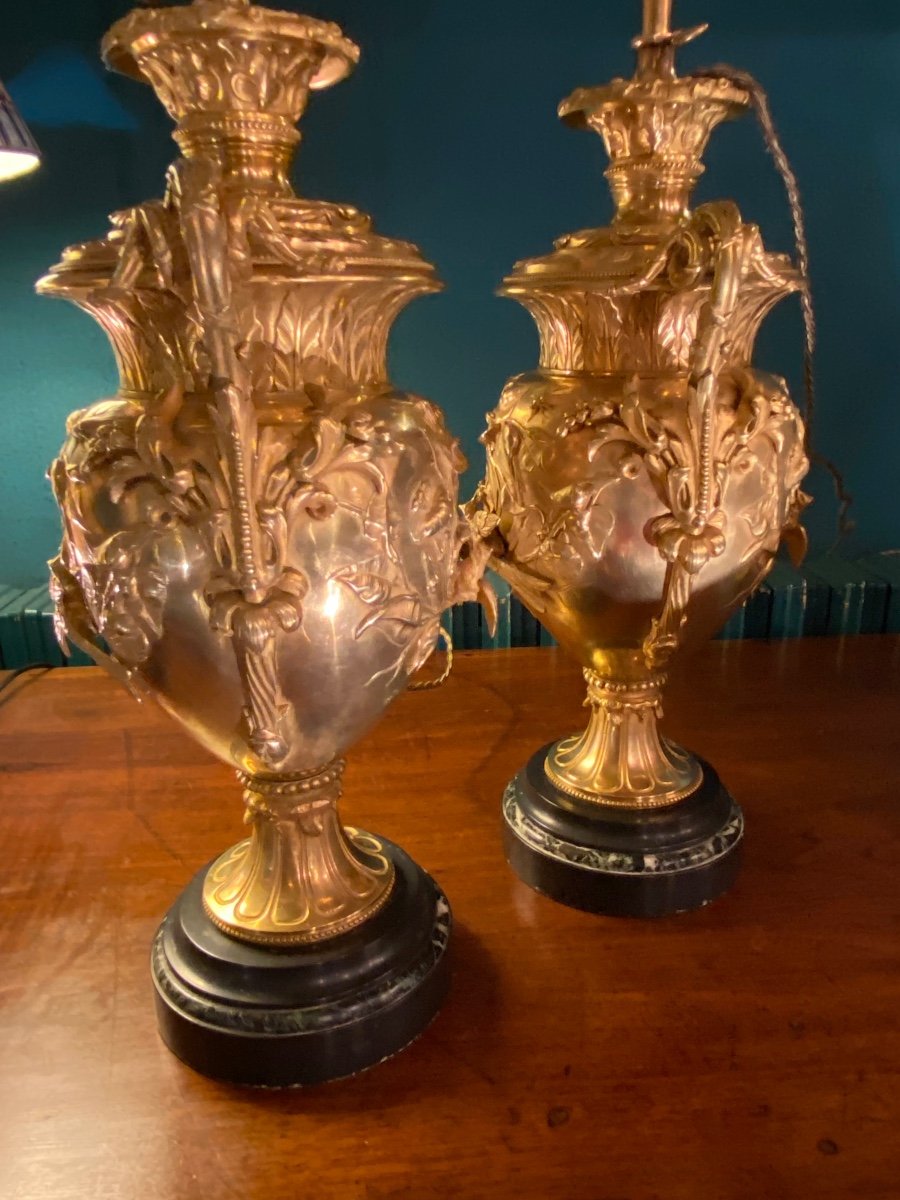 Superbe Paire De Lampes En Bronze Doré En Haut Relief époque Napoléon III -photo-4