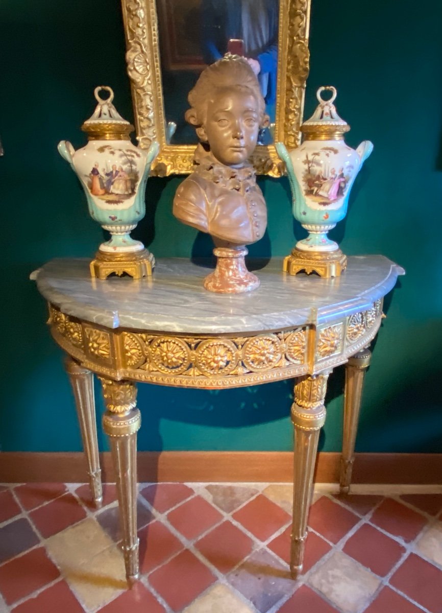 Console Demi-lune D’époque Louis XVI En Bois Doré Et Marbre Bleu Turquin