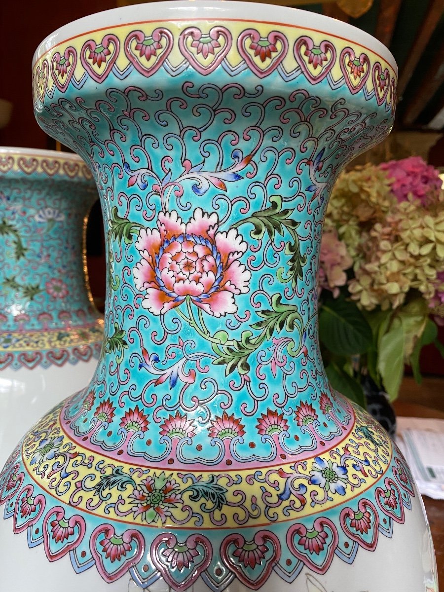 Grande Paire De Vases En Porcelaine De Chine, Famille Rose, XX Eme Siècle -photo-6