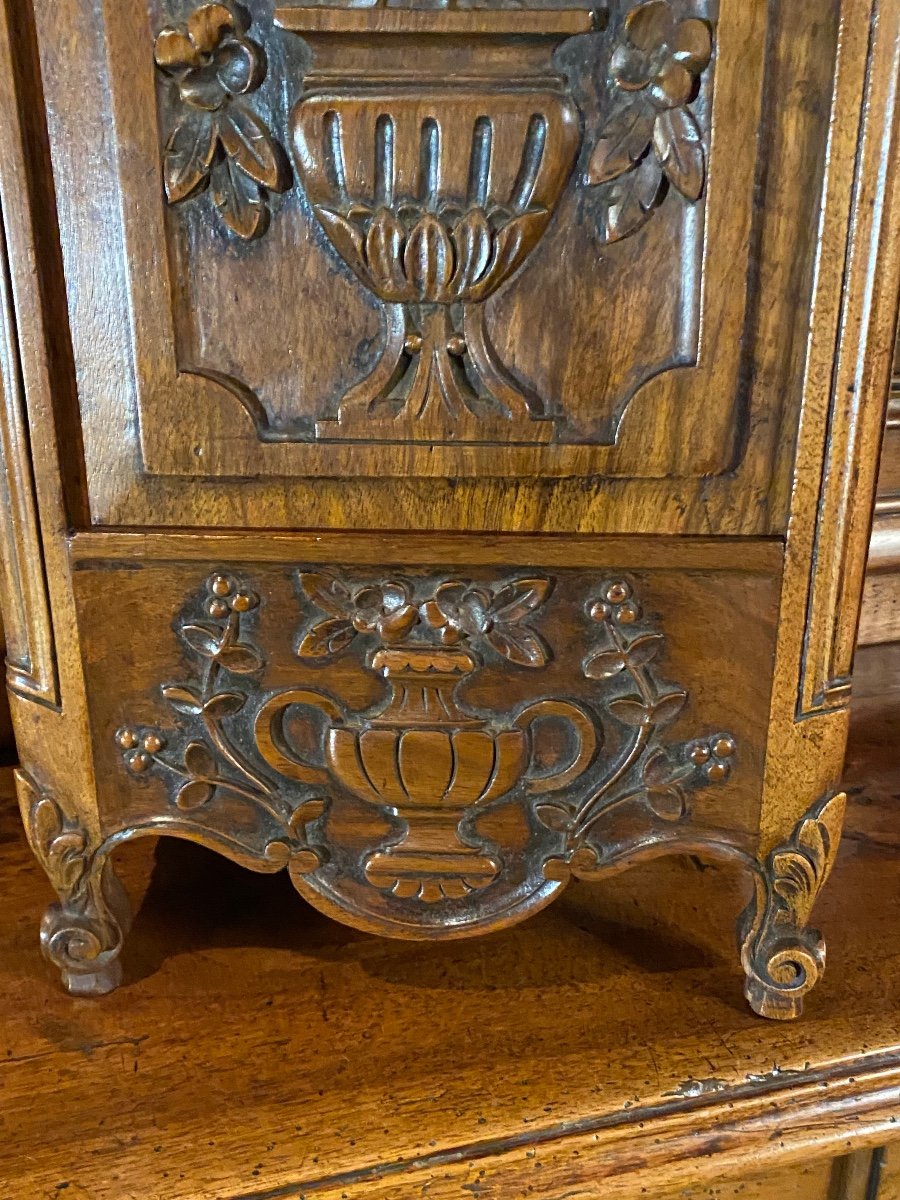 Important Provençal Fariniero In Very Carved Walnut End Of The 18th Century -photo-4