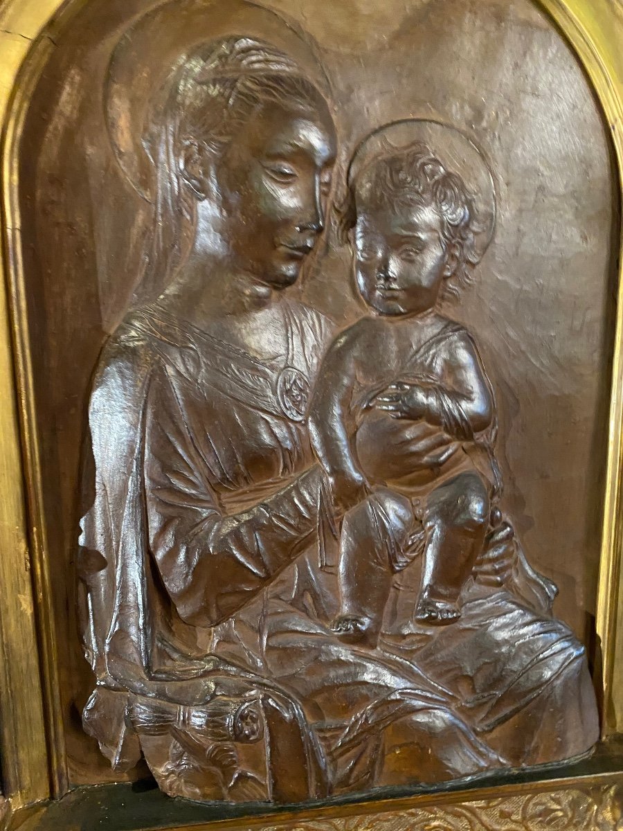 Important Bas Relief En Terre Cuite, Vierge à L’enfant D’après Rossellino -photo-4