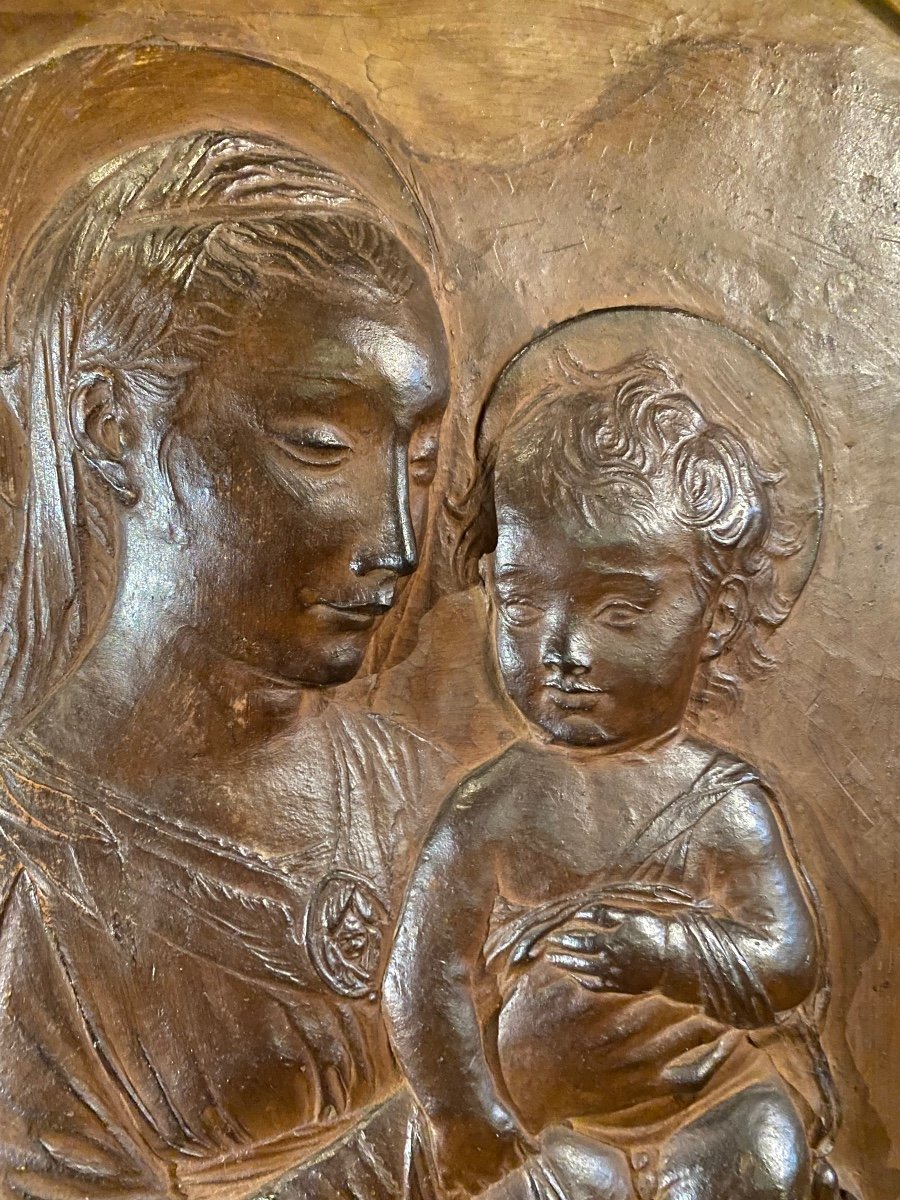 Important Bas Relief En Terre Cuite, Vierge à L’enfant D’après Rossellino -photo-4