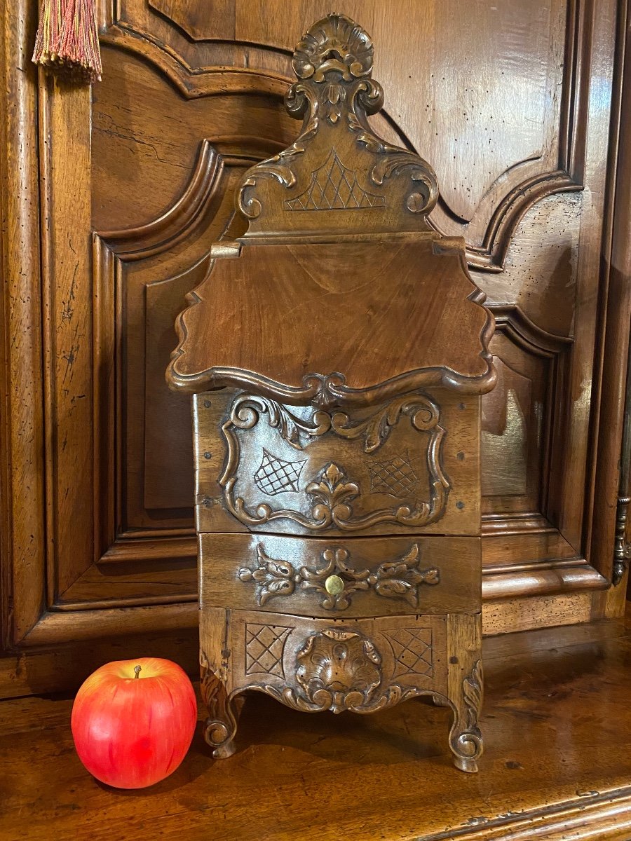 Superb Provençal Fariniero In Highly Carved Walnut Early 19th Century -photo-2