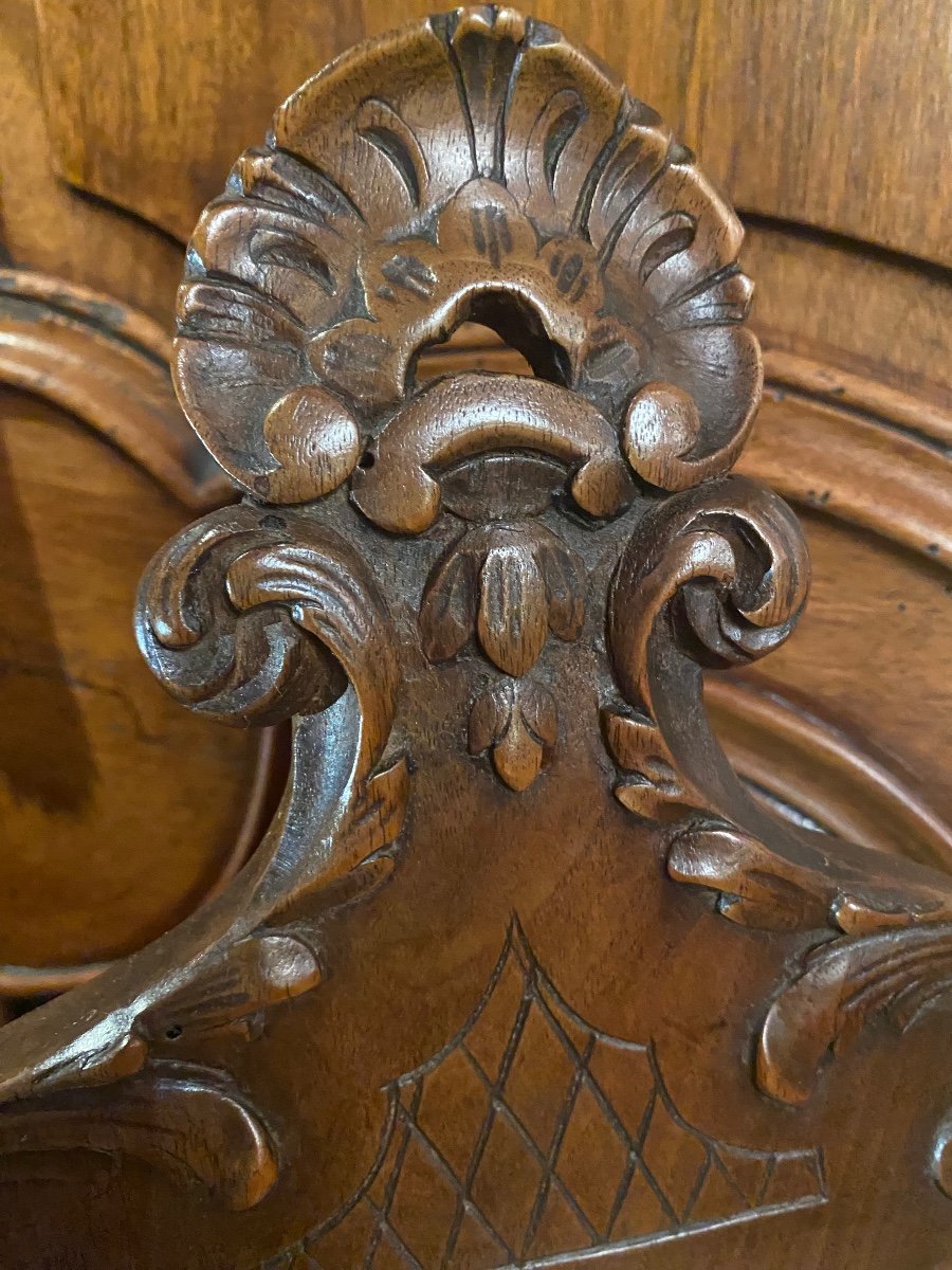 Superb Provençal Fariniero In Highly Carved Walnut Early 19th Century -photo-4