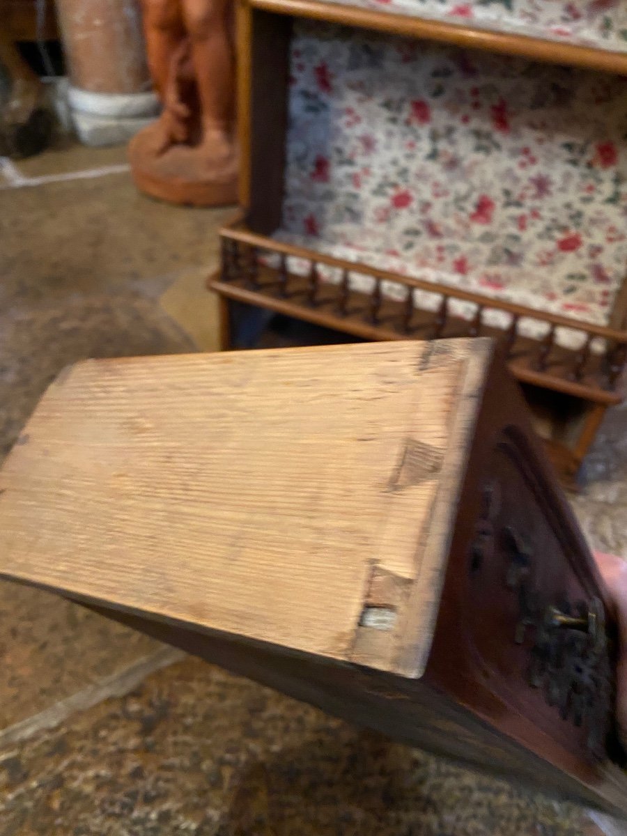 Estanier Provençal, Walnut Wall Shelf, Early 19th Century -photo-6