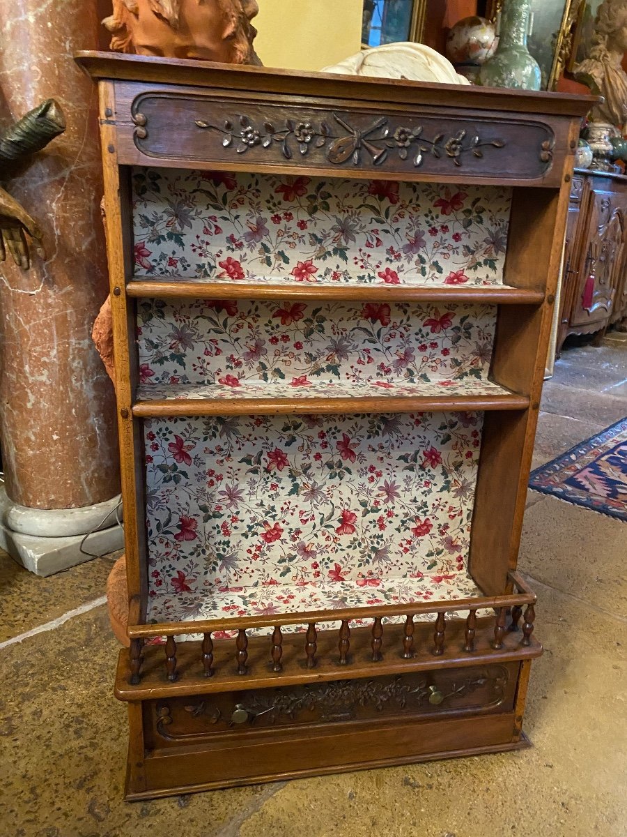 Estanier Provençal, Walnut Wall Shelf, Early 19th Century -photo-8