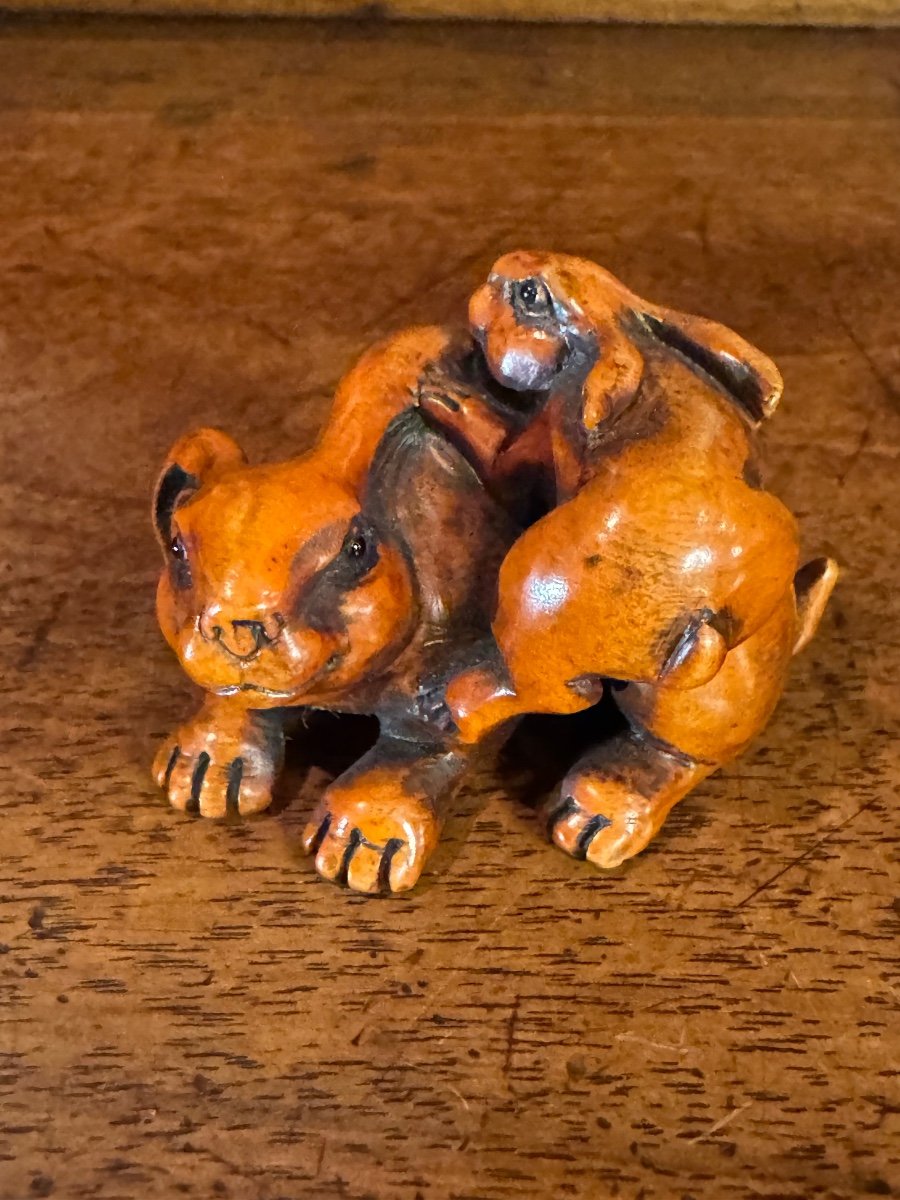 Netsuke Rabbit Playing With Its Baby, Meiji Period -photo-3