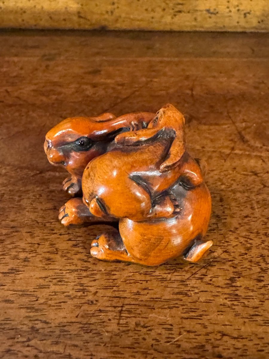 Netsuke Rabbit Playing With Its Baby, Meiji Period -photo-4