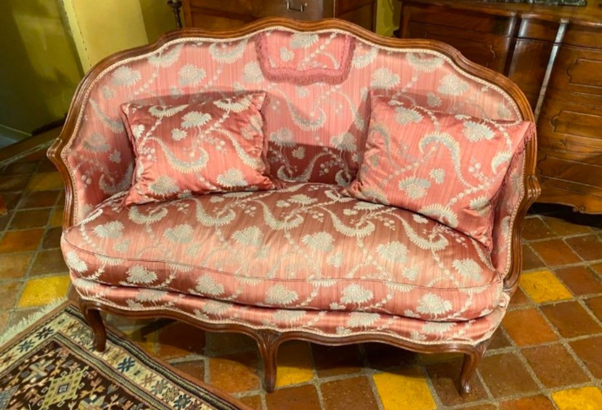 Small Louis XV Period Walnut Basket Sofa, 18th Century-photo-2