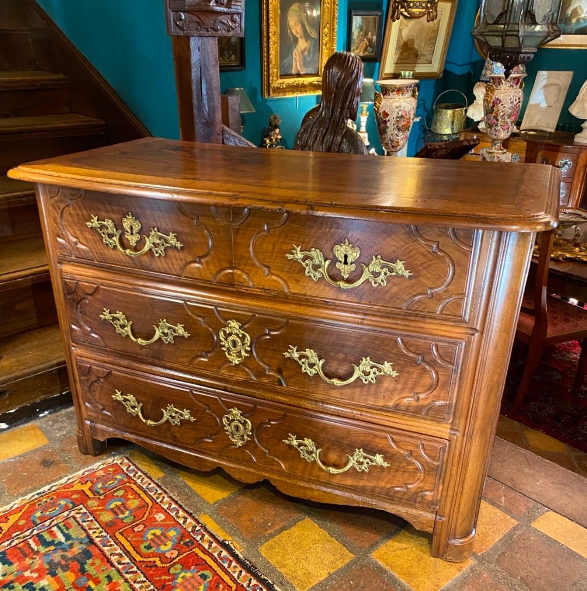 Beautiful Louis XIV Domed Walnut Commode, 18th Century-photo-1