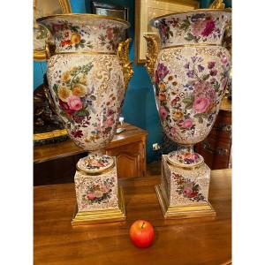 Spectacular Pair Of Ornamental Vases Decorated With Flowers Signed Jacob Petit, XIX Eme Century