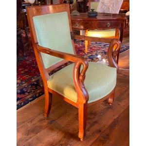 Pair Of Swan Neck Armchairs Circa 1820 In Blond Mahogany