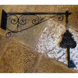 Locksmith Sign And Its Gallows, Wrought Iron, Black Painted Metal 