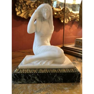 Marble Of A Young Woman Of Restoration Period
