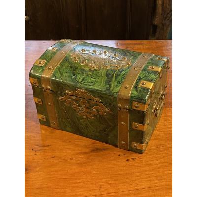 Green Marbled Tea Box , In Malachite Style From Russia And Brass Decor From XIX Eme Century