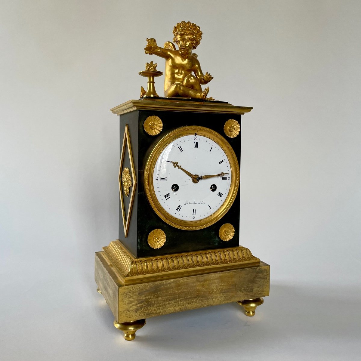 Love Clock From The Directoire Empire Gilt Bronze Dubuc Aîné Circa 1800 End Of The 18th Century