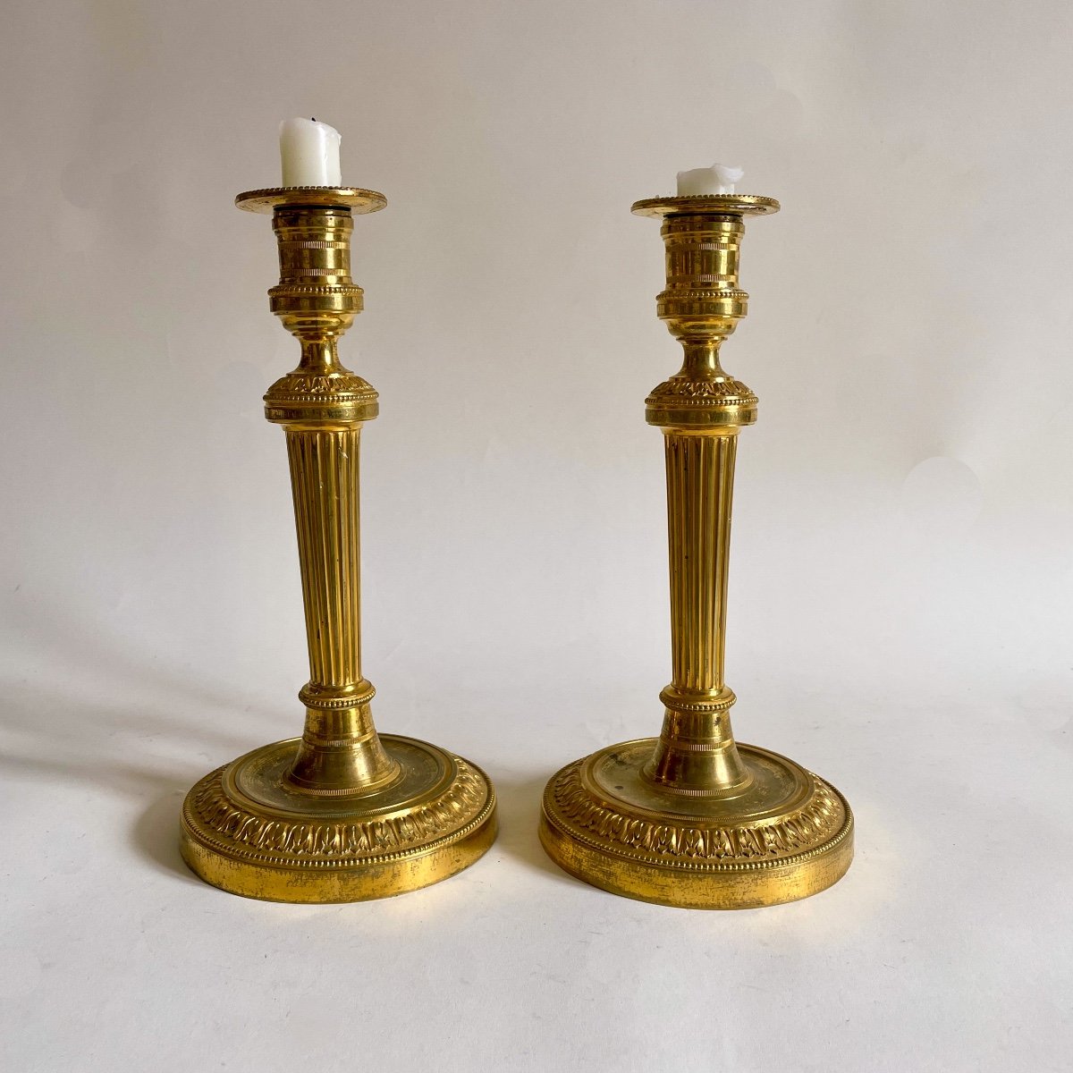 Claude Galle Pair Of Flambeaux Candlesticks Louis XVI Directoire Period Gilt Bronze Late 18th Century-photo-3