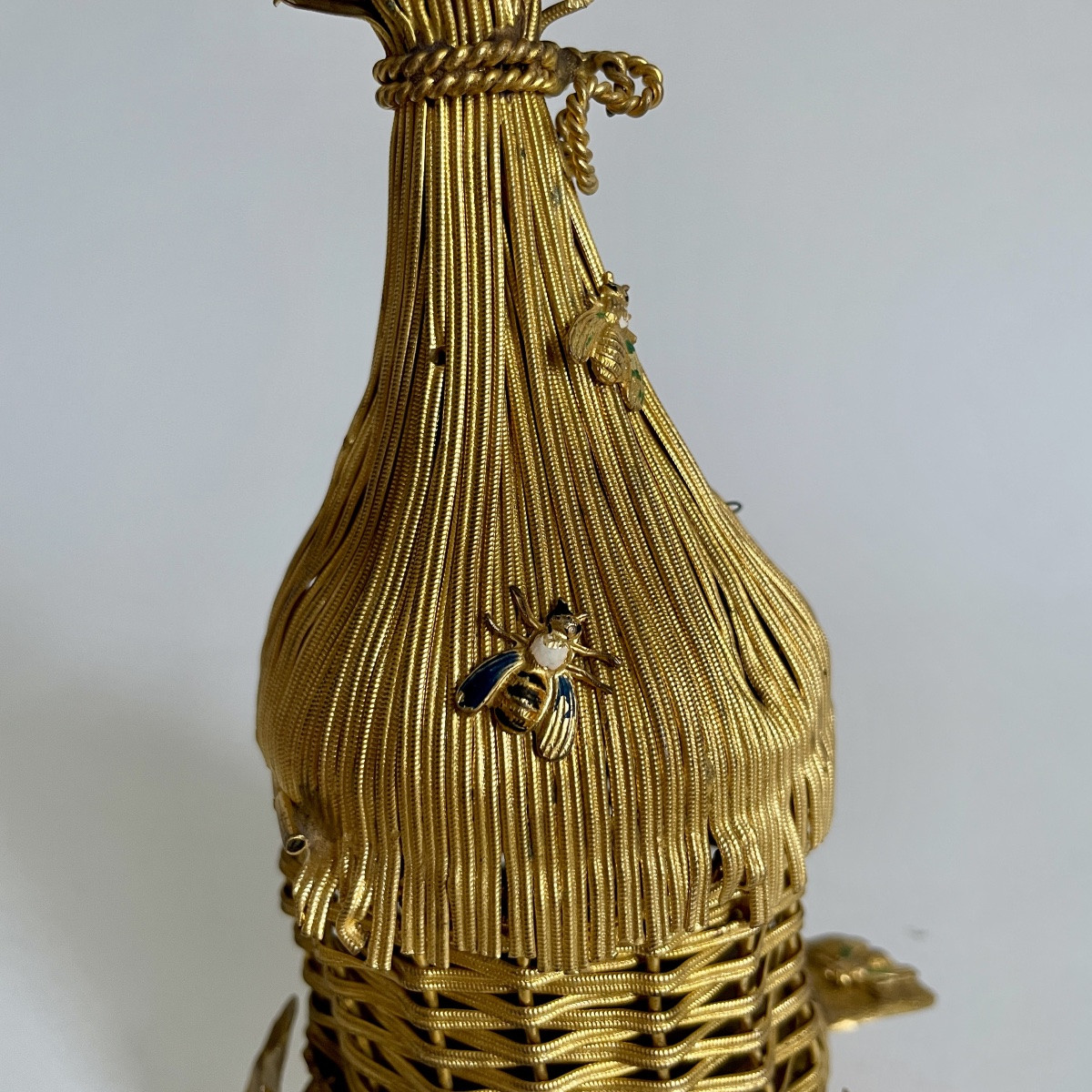 Empire Style Beehive Cellar Scent Perfume Bottle Napoleon III Gilt Bronze 19th Century -photo-2