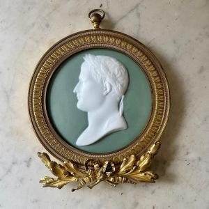 Andrieu, Médaillon Figurant Napoléon En Cesar, Biscuit Porcelaine Wedgwood époque Empire XIXe 