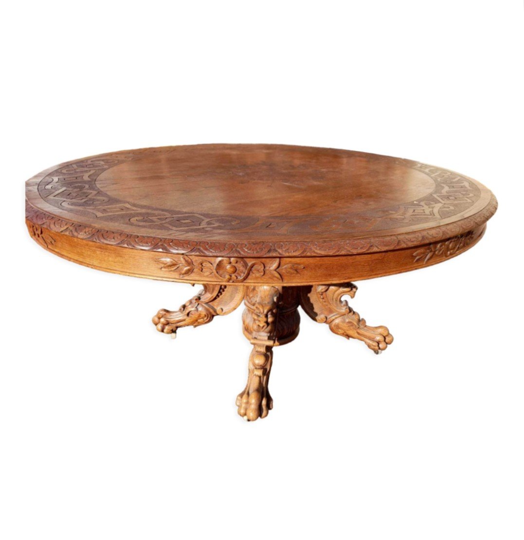 Magnificent Extendable Table, Henri II Style, Napoleon III Period. In Solid Oak