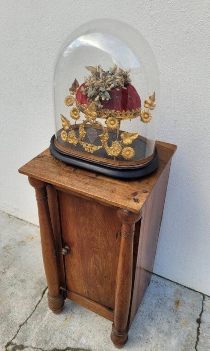 Elegant Empire Period Bedside Table Or Nightstand With Detached Columns In Walnut 19th Century -photo-2