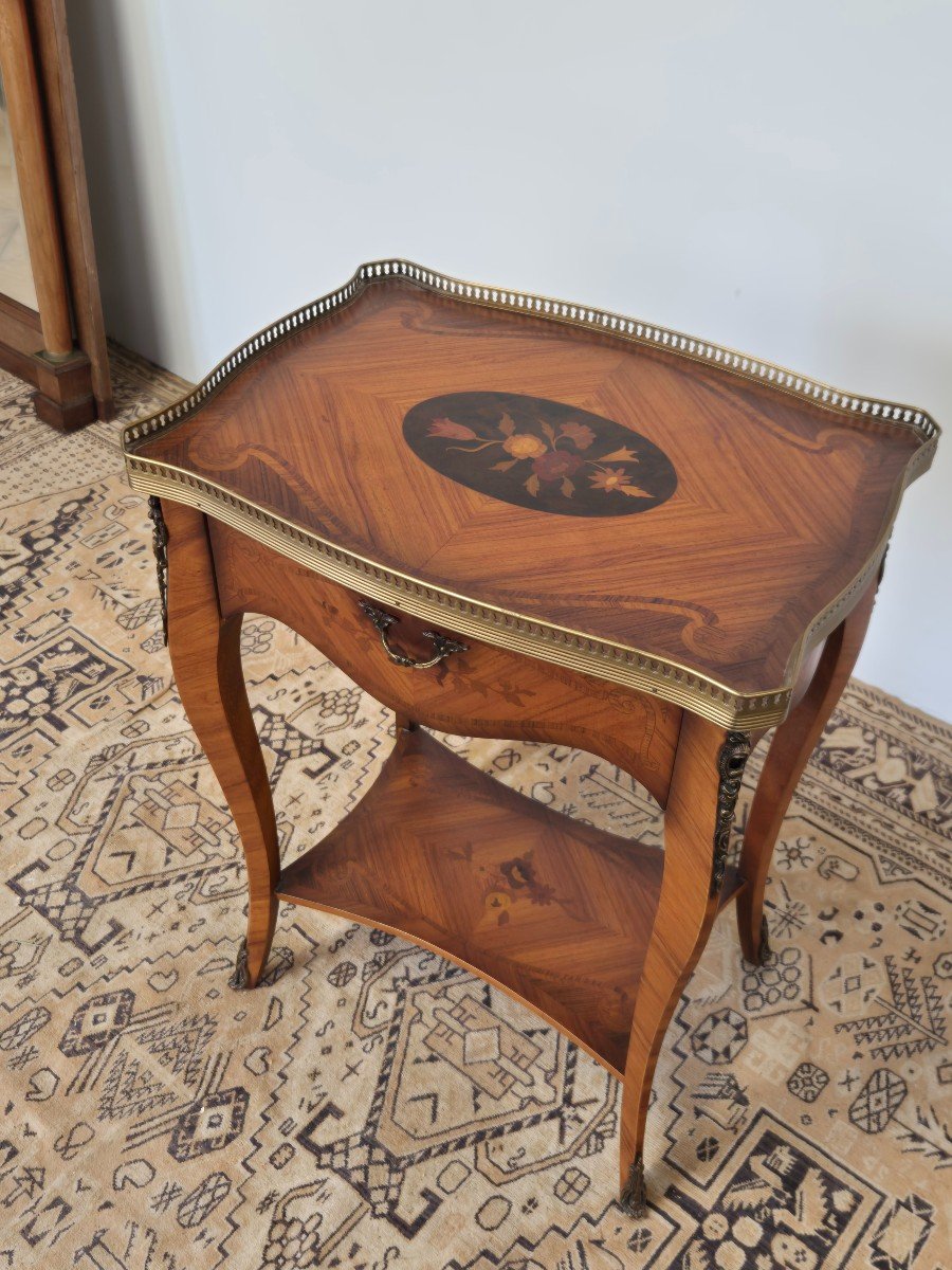 Magnifique Guéridon Ou Table d'Appoint De Style Louis XV En Marqueterie Et Bois De Rose.-photo-3