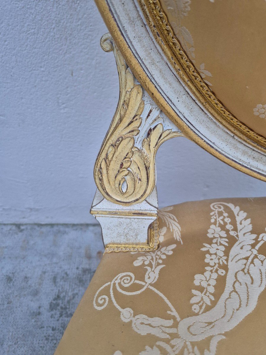 Fauteuil Dit à La Reine Style Louis XVI à Médaillon Décorée-photo-7