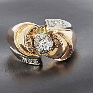 Bague Nœud En Or Jaune 750 ‰ Diamant Taille Brillant De 0,15 Ct Réhaussé De 10 Diamants -B10411