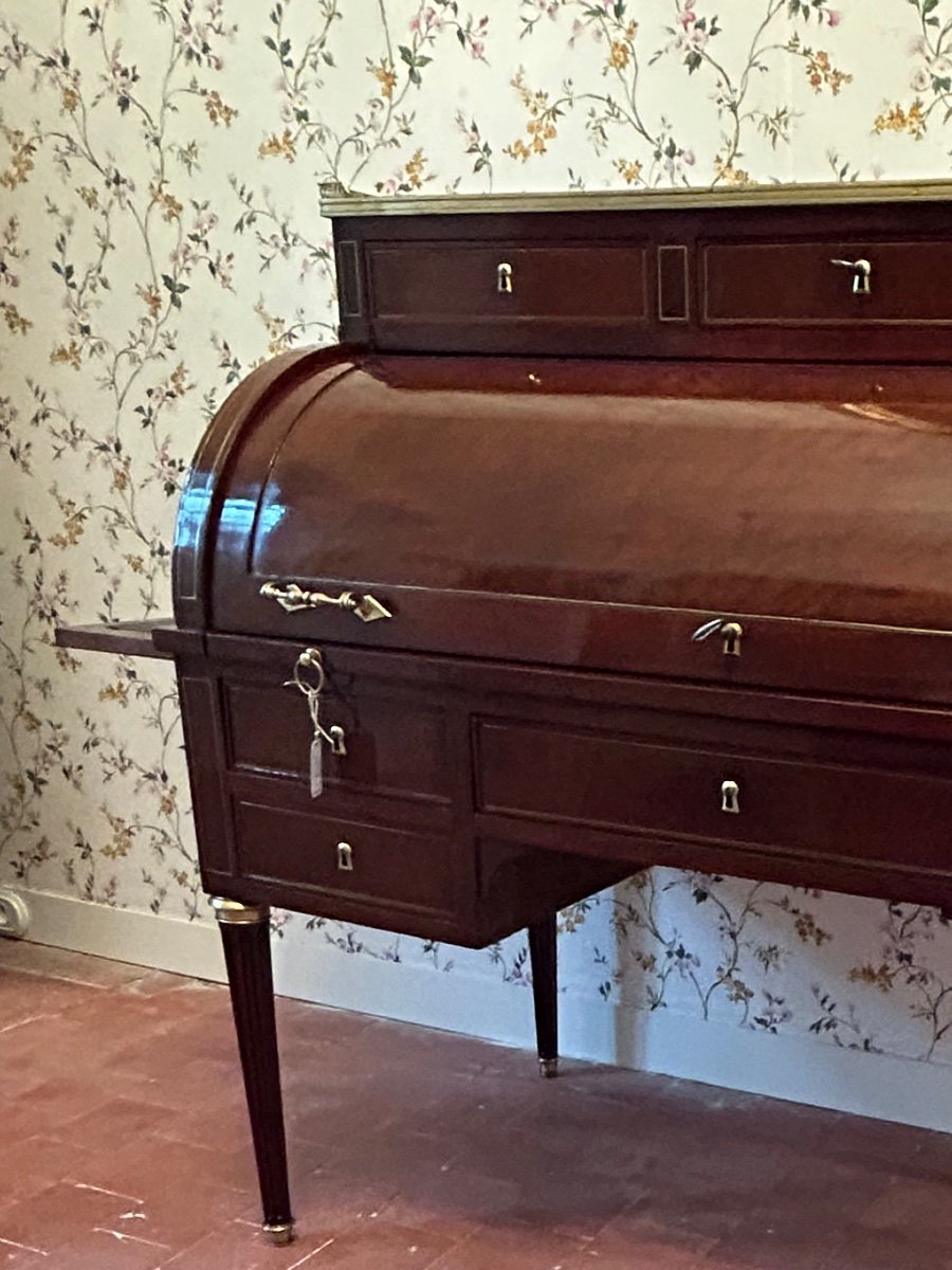 Louis XVI Period Cylinder Desk.-photo-3