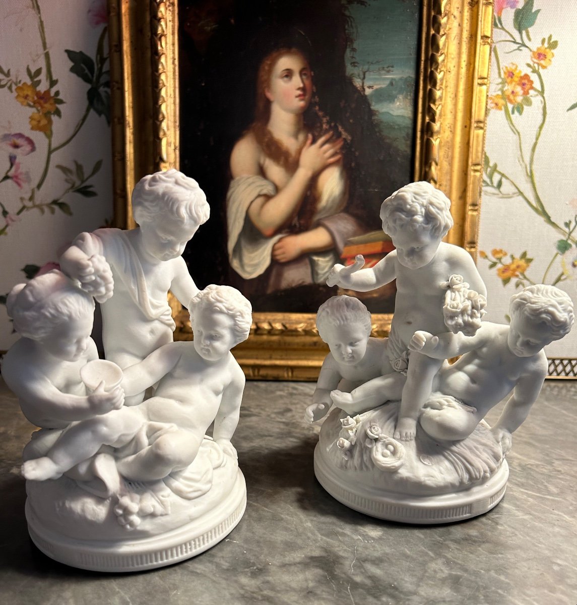 Paire De Groupe En Biscuit Figurant 3 Putti Incarnant Les Saisons-photo-5