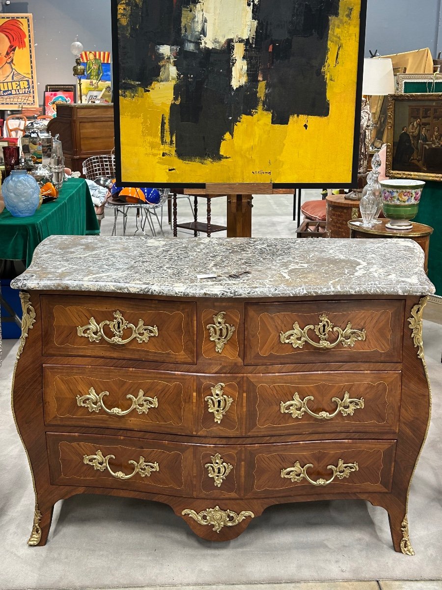 Commode En Marqueterie De Prunier D’époque Louis XV