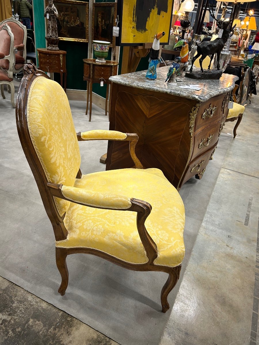 Pair Of Large Louis XV Period Armchairs-photo-3