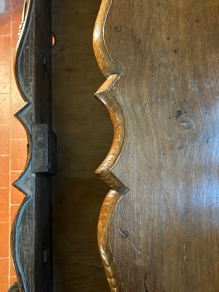 Commode En Chêne D’époque Louis XV, Aux Belles Ferronneries D’acier -photo-4