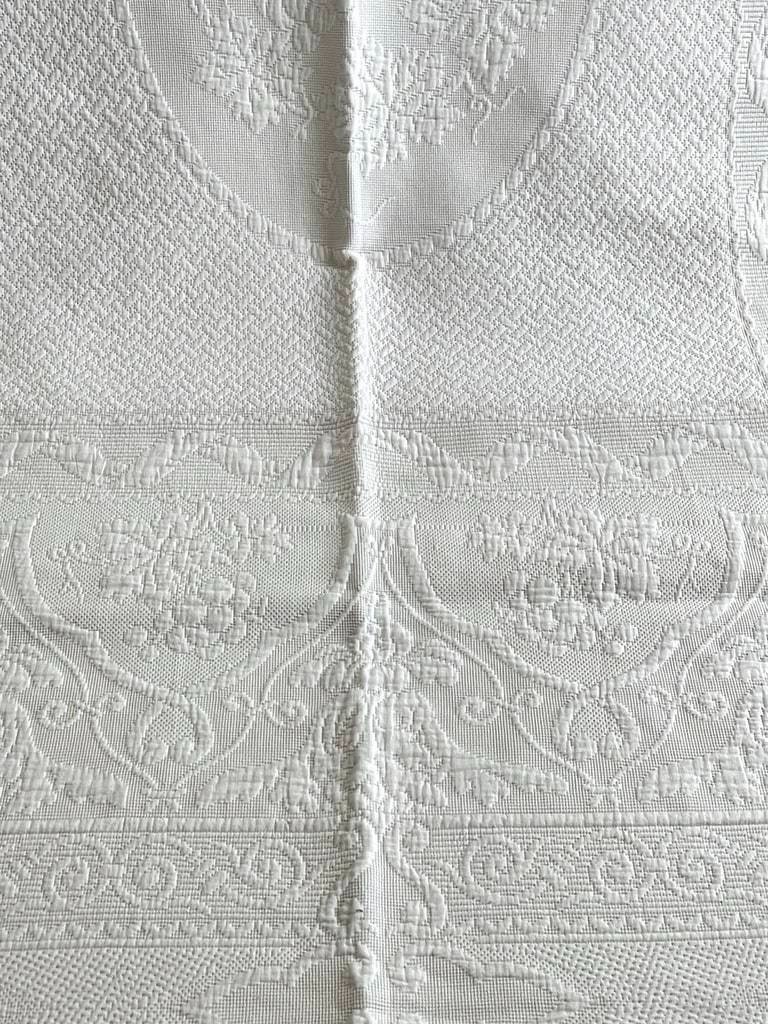 Am Double Encrypted Wedding Blanket On Cotton Piqué - Puy-en-velay Lace-photo-1