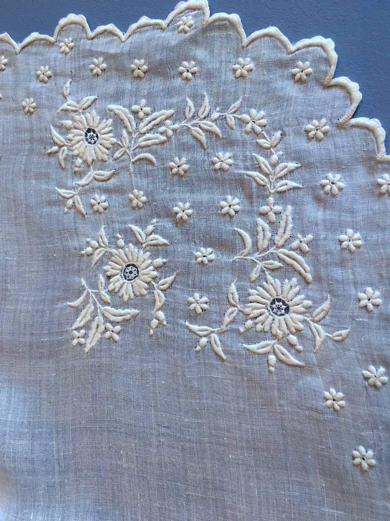 Wedding Handkerchief - Fine Embroidery On Batiste - Unnumbered - Late 19th Century-photo-1