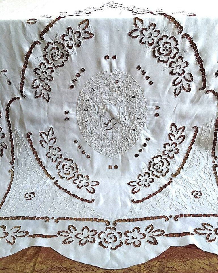 Rideaux en Lin - Décor Floral et Putto en Broderie Anglaise et Broderie Blanche - Vers 1900-photo-4