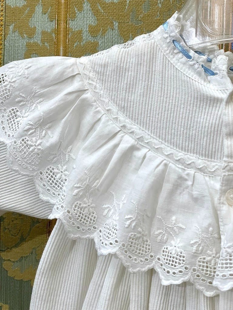 Longue Robe de Baptême - Piqué de Coton Blanc - Ruban de Soie - Linge Ancien-photo-1