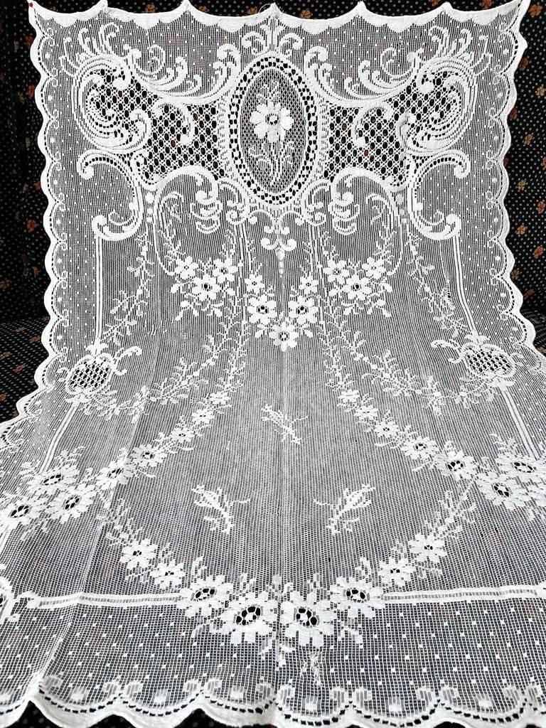 Pair Of Privacy Curtains - Flowers Garlands Medallions - Mechanical Manufacture - Circa 1900-photo-2