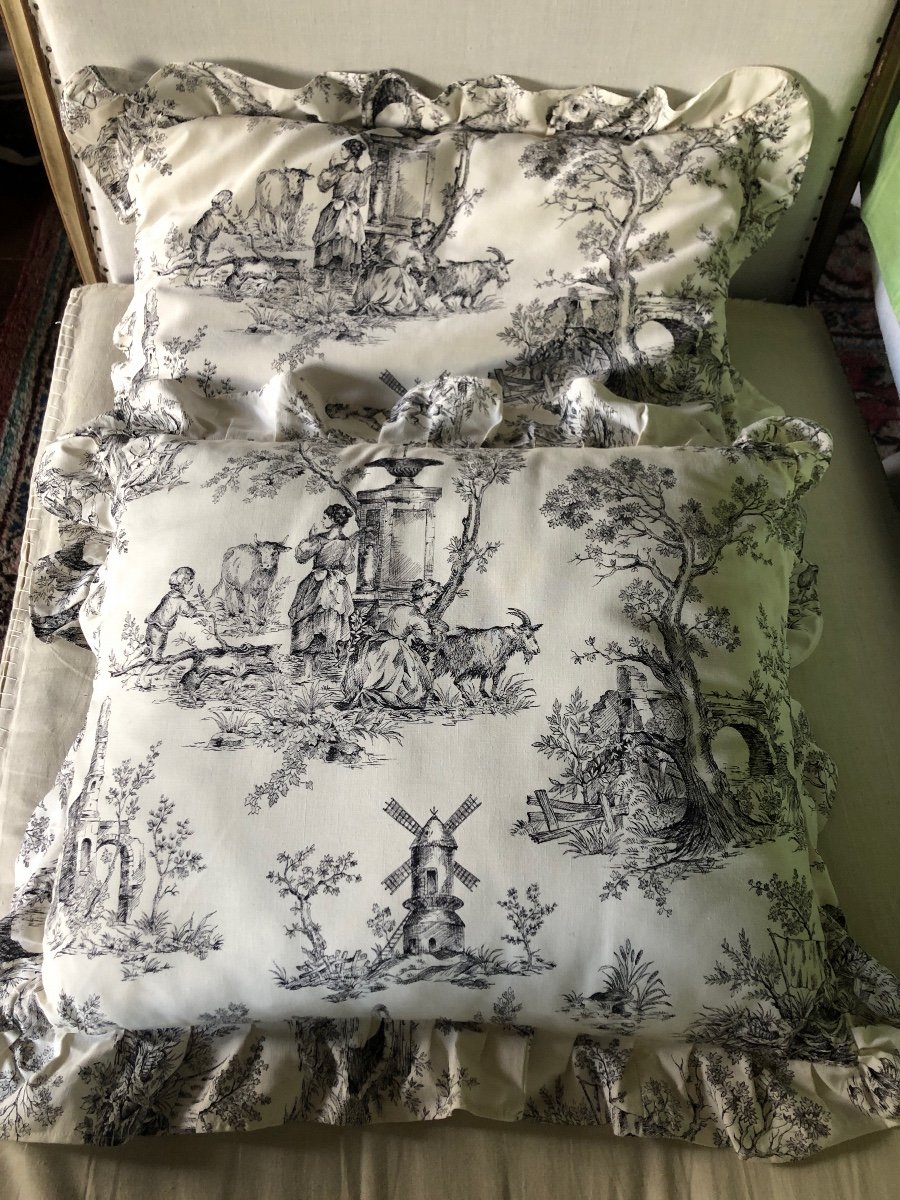 Pair Of Cushions In Toile De Jouy, Pastoral Scene-photo-1