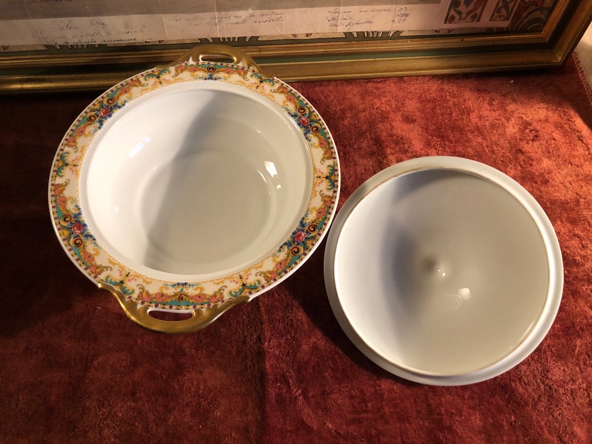 Porcelain Vegetable Dish, Flowered Border And Golden Handles. 19th Century-photo-1