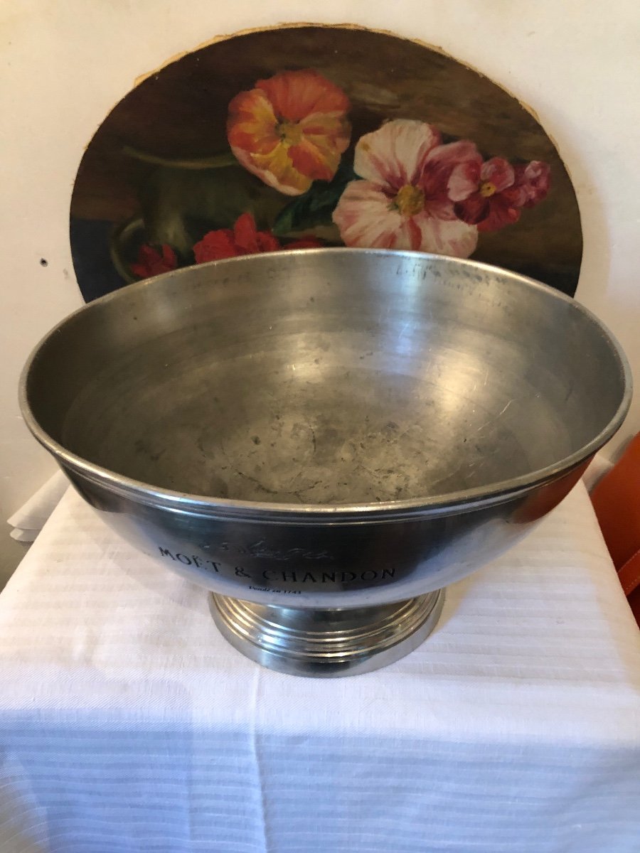 Moët Et Chandon Pewter Champagne Bucket, Champagne Glass And Ice Cubes -photo-8