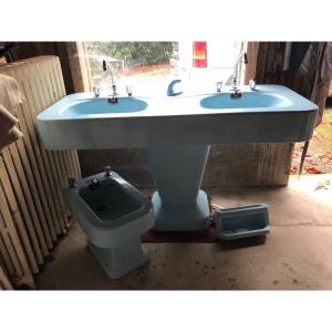 Lavabo Double Vasque En Céramique,  Vintage, Couleur Bleu "layette" Années 1950 