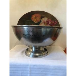 Moët Et Chandon Pewter Champagne Bucket, Champagne Glass And Ice Cubes 