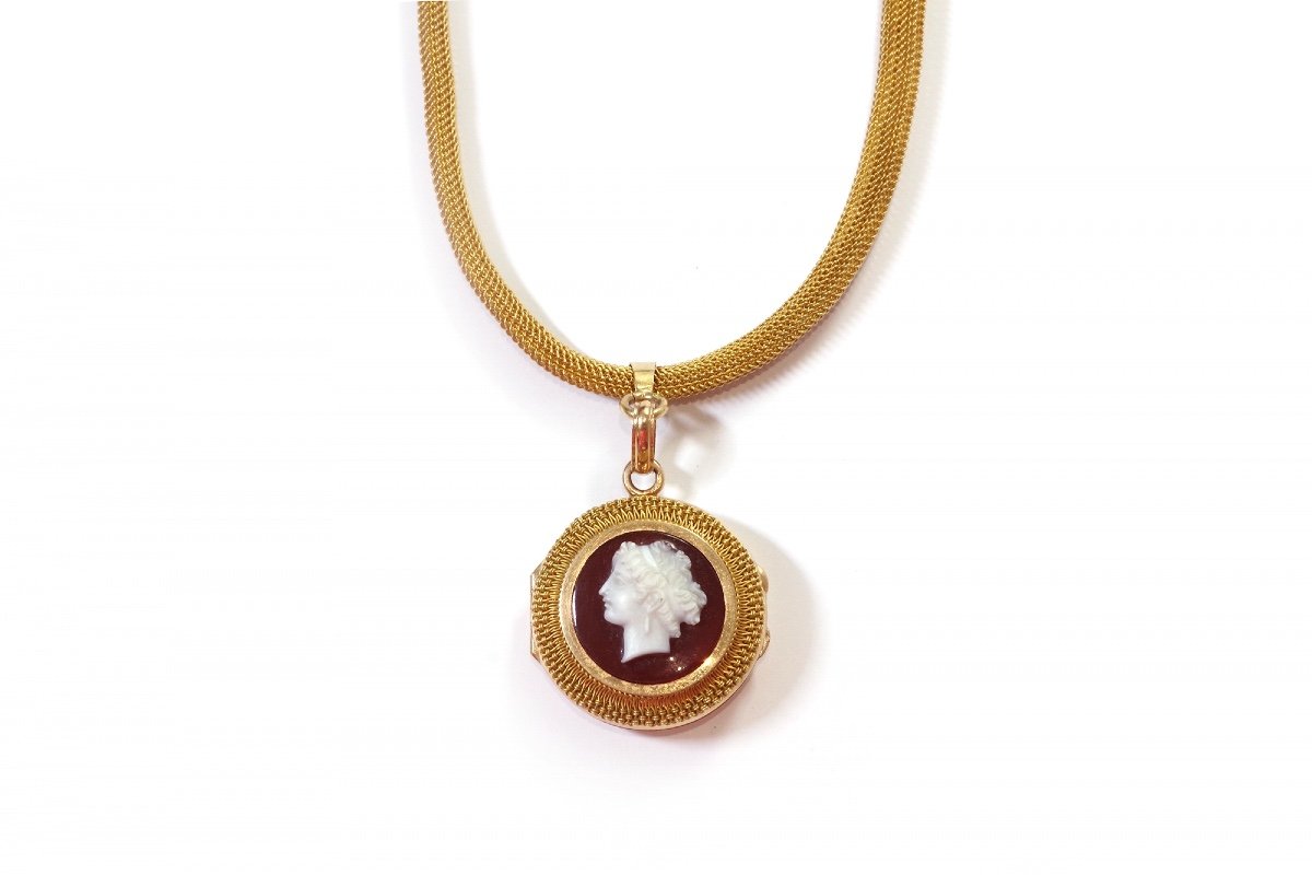 Antique Necklace Cameo Pendant In 18k Gold, Victorian Agate Cameo Locket Pendant-photo-4
