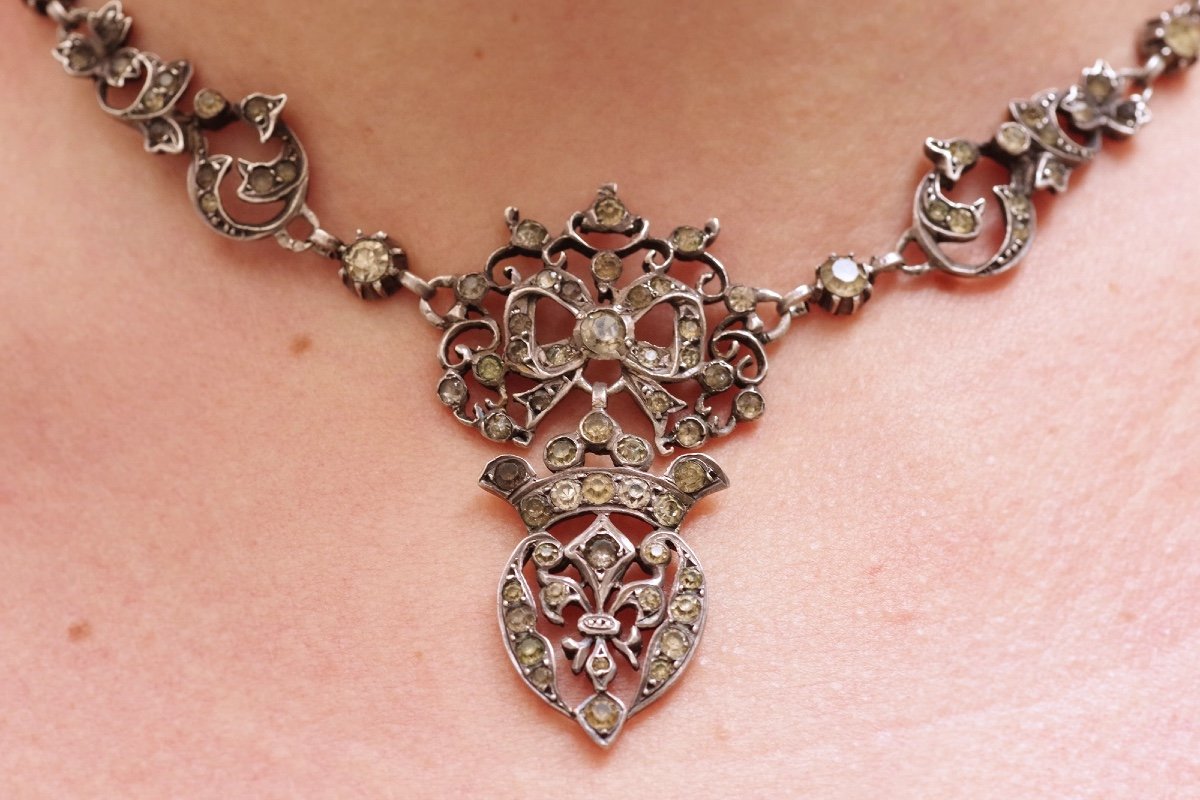 Ancien Collier Regional Français En Argent, Fleur De Lys, Bijou Ancien, Pierres De Rhin, Strass-photo-2