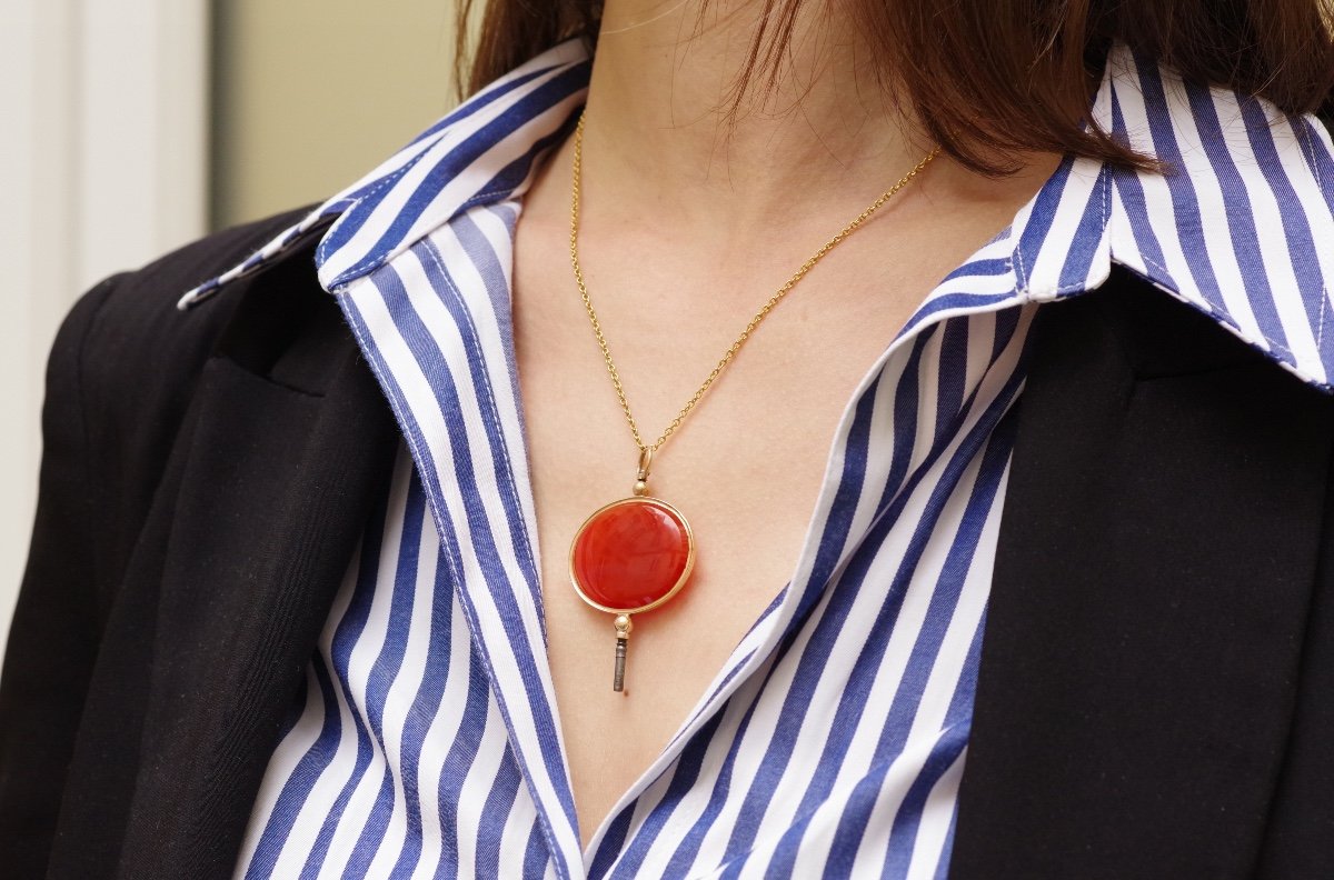 Victorian Carnelian Watch Key Pendant In 18k Gold, Metal, Antique Carnelian Pendant-photo-3